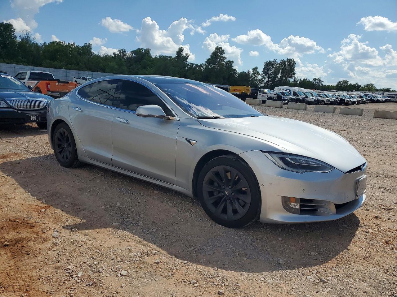 2018 Tesla Model S - Фото 4