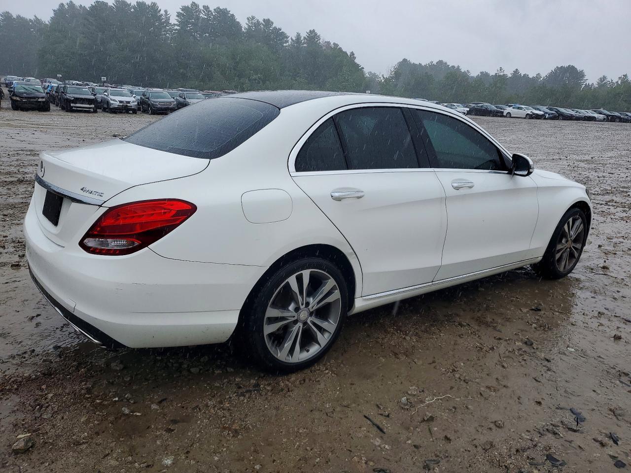 2016 Mercedes-Benz C - Фото 3