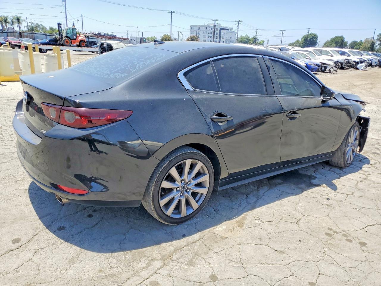 2019 Mazda 3 Preferred - Фото 3