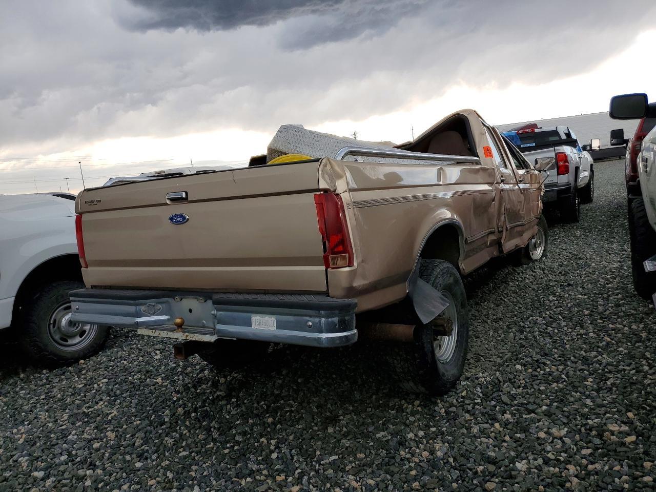 1997 Ford F350 - Фото 3