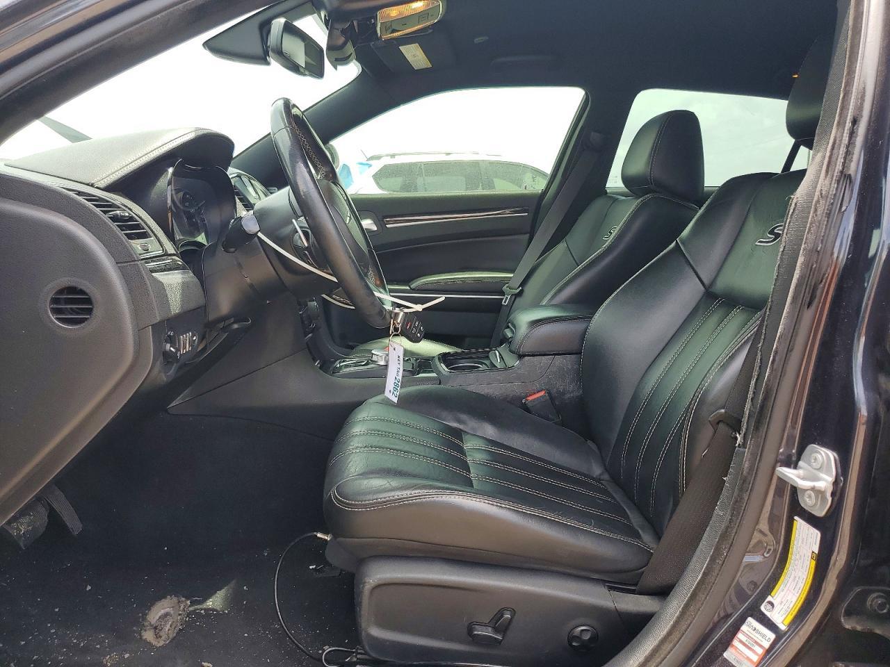 2019 Chrysler 300 S - Фото 7