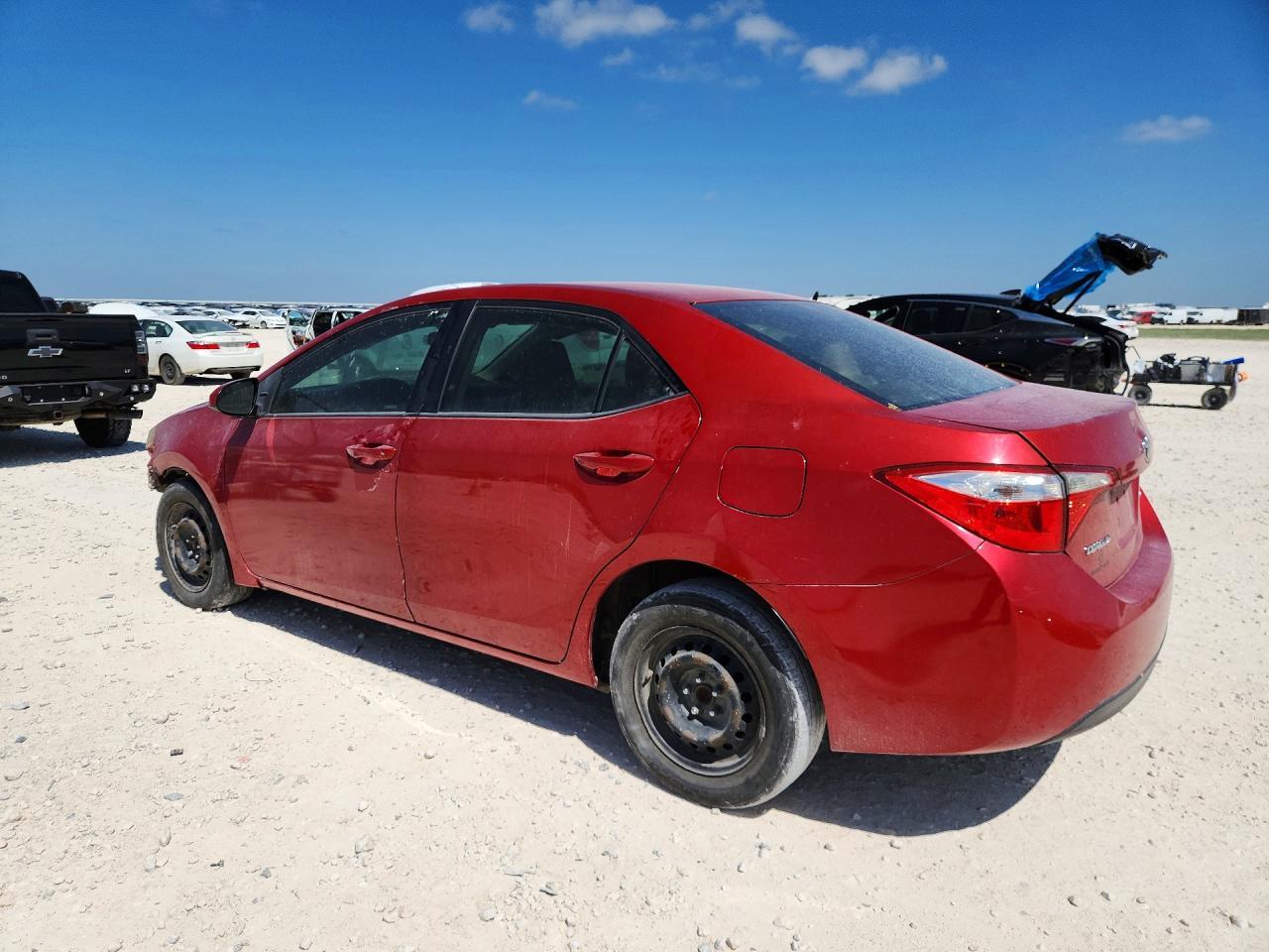2015 Toyota Corolla Le - Фото 2