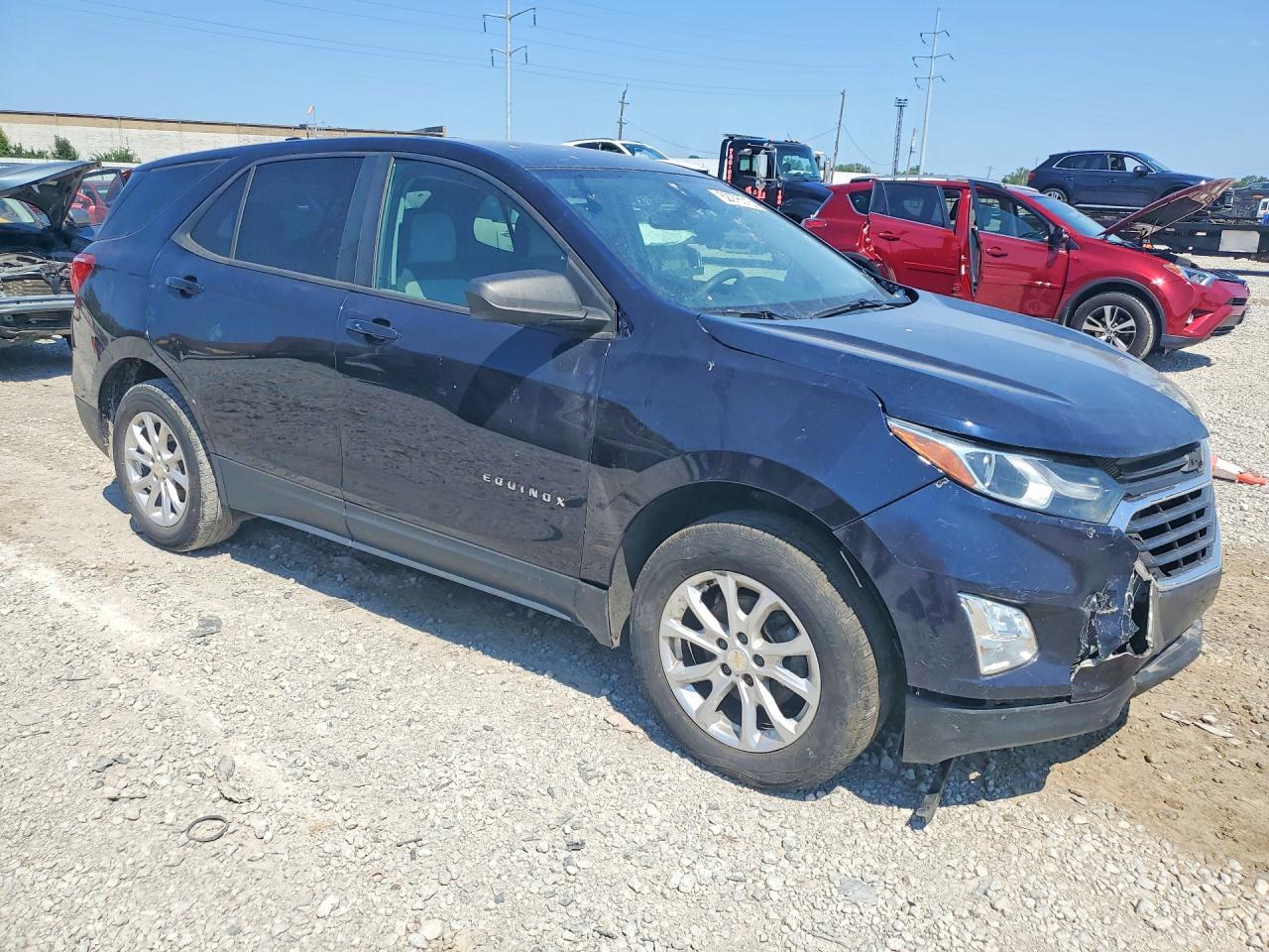 2021 Chevrolet Equinox Ls - Image 4