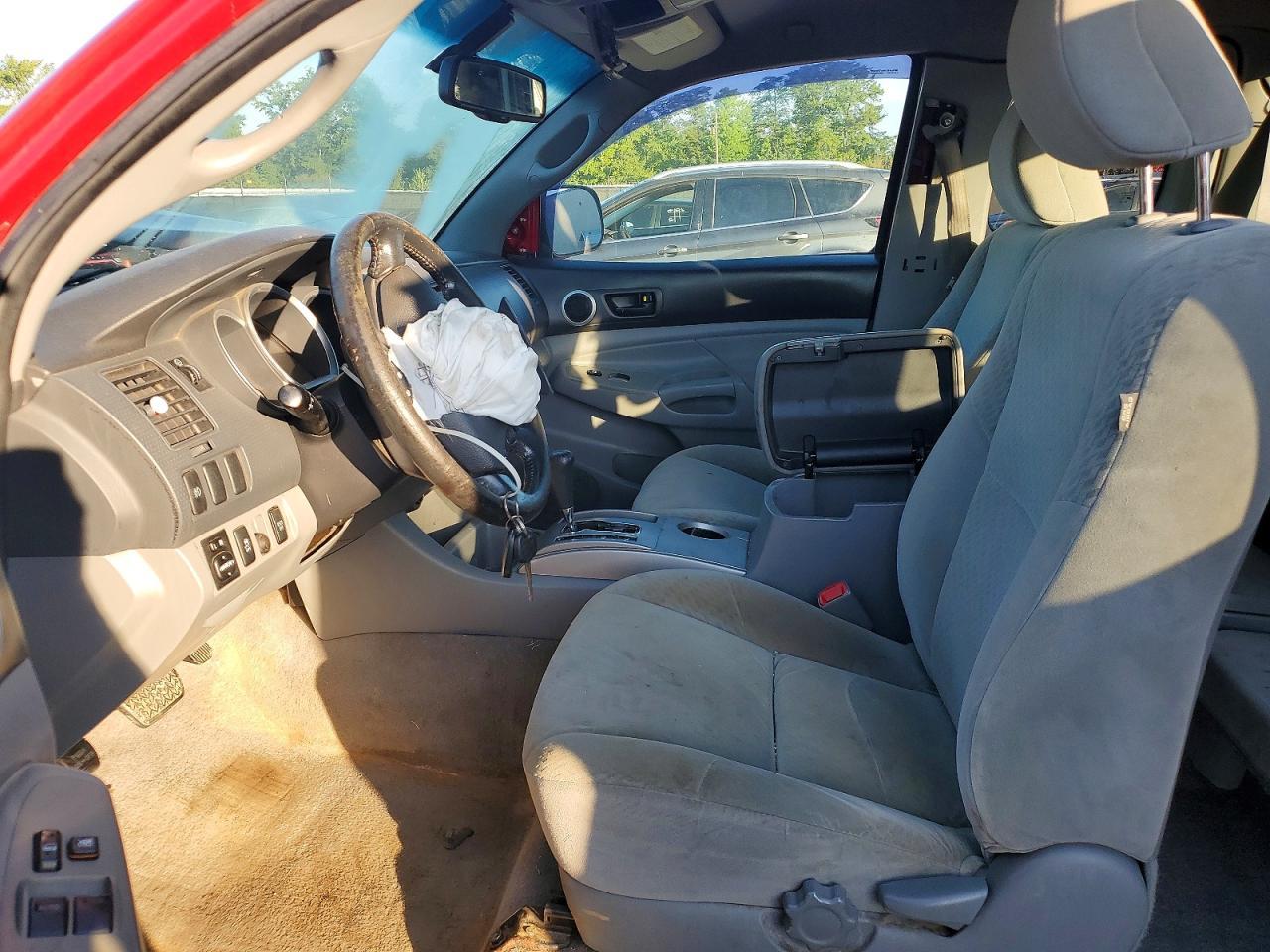 2010 Toyota Tacoma Deluxe - Фото 7