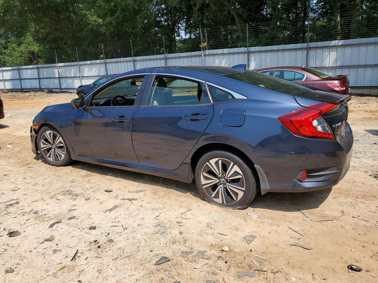 2018 Honda Civic Ex - Image 2