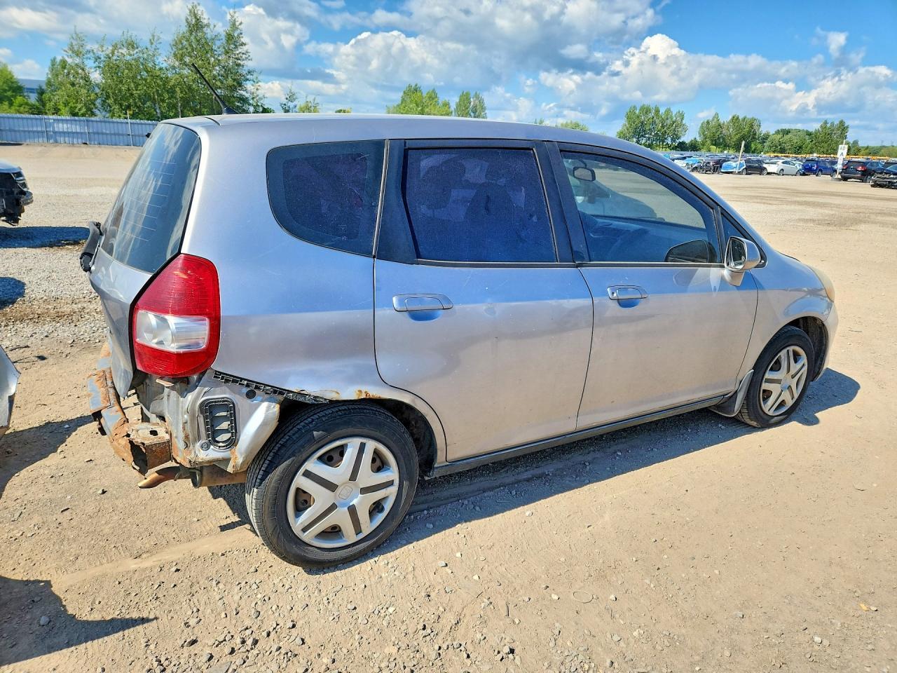 2007 Honda Fit - Image 3
