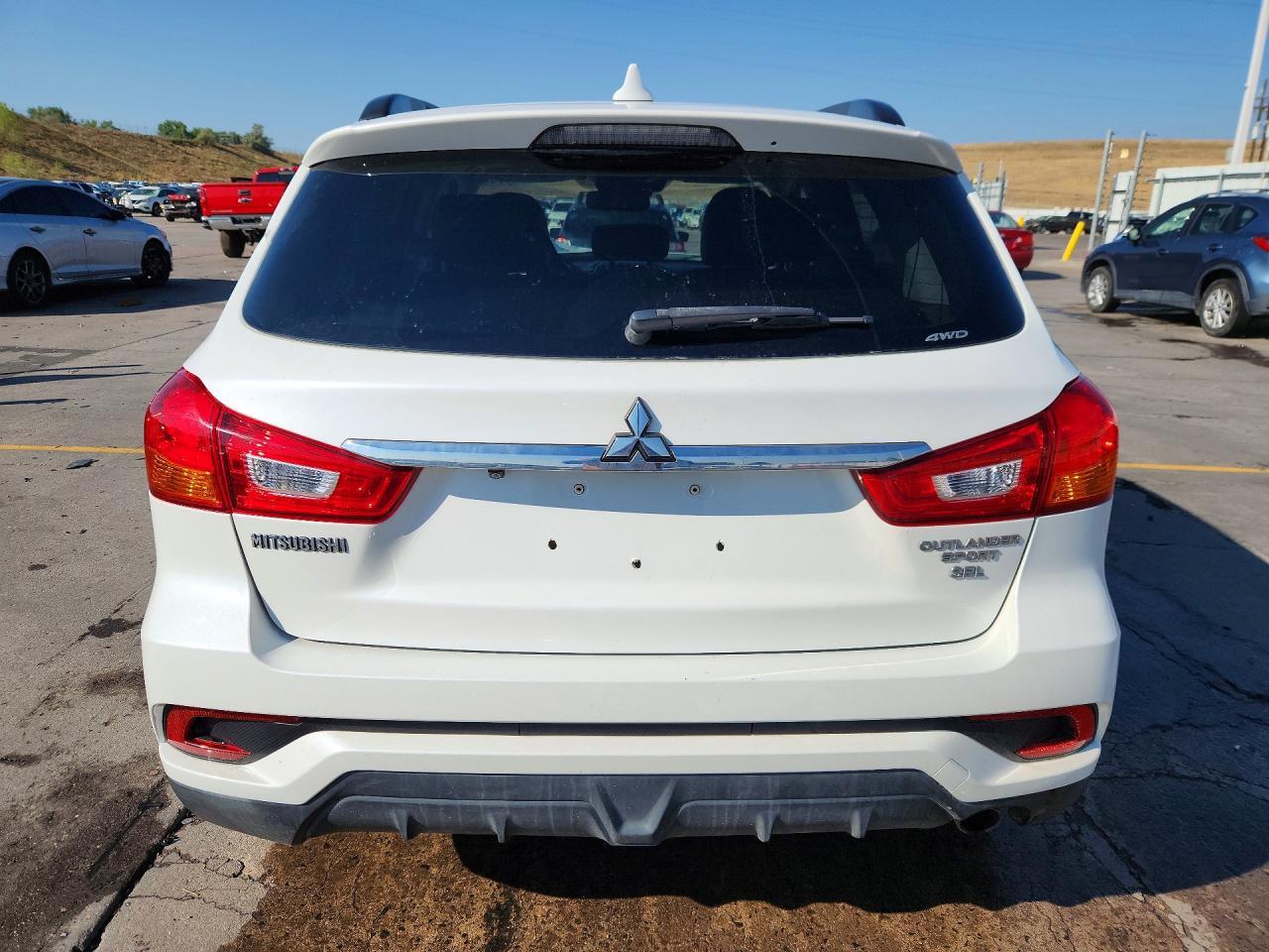2018 Mitsubishi Outlander Sport Sel - Image 6