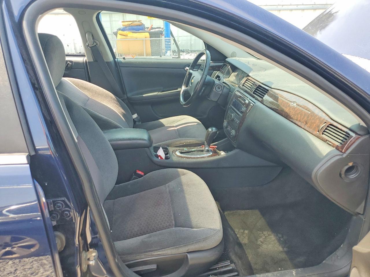 2012 Chevrolet Impala Lt - Image 7