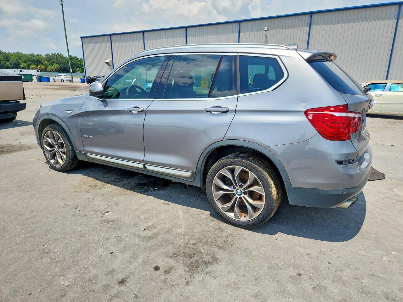 2017 BMW X3 xDrive28I - Image 2