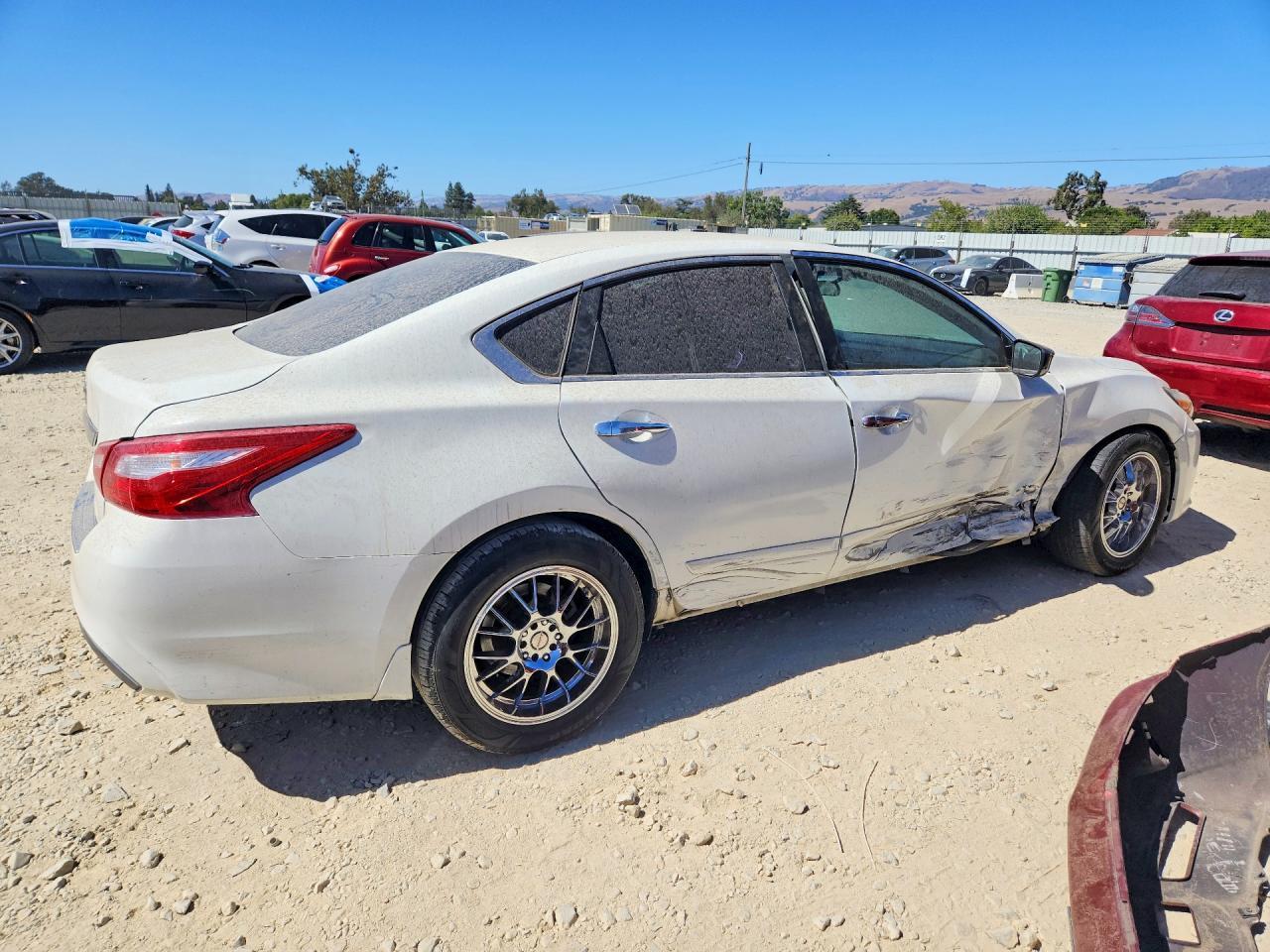 2017 Nissan Altima 2.5 S - Фото 3