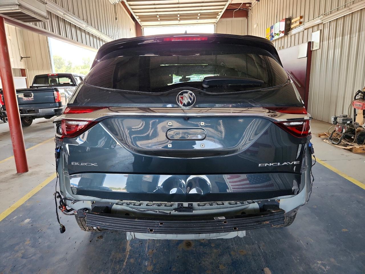 2018 Buick Enclave Essence - Фото 6
