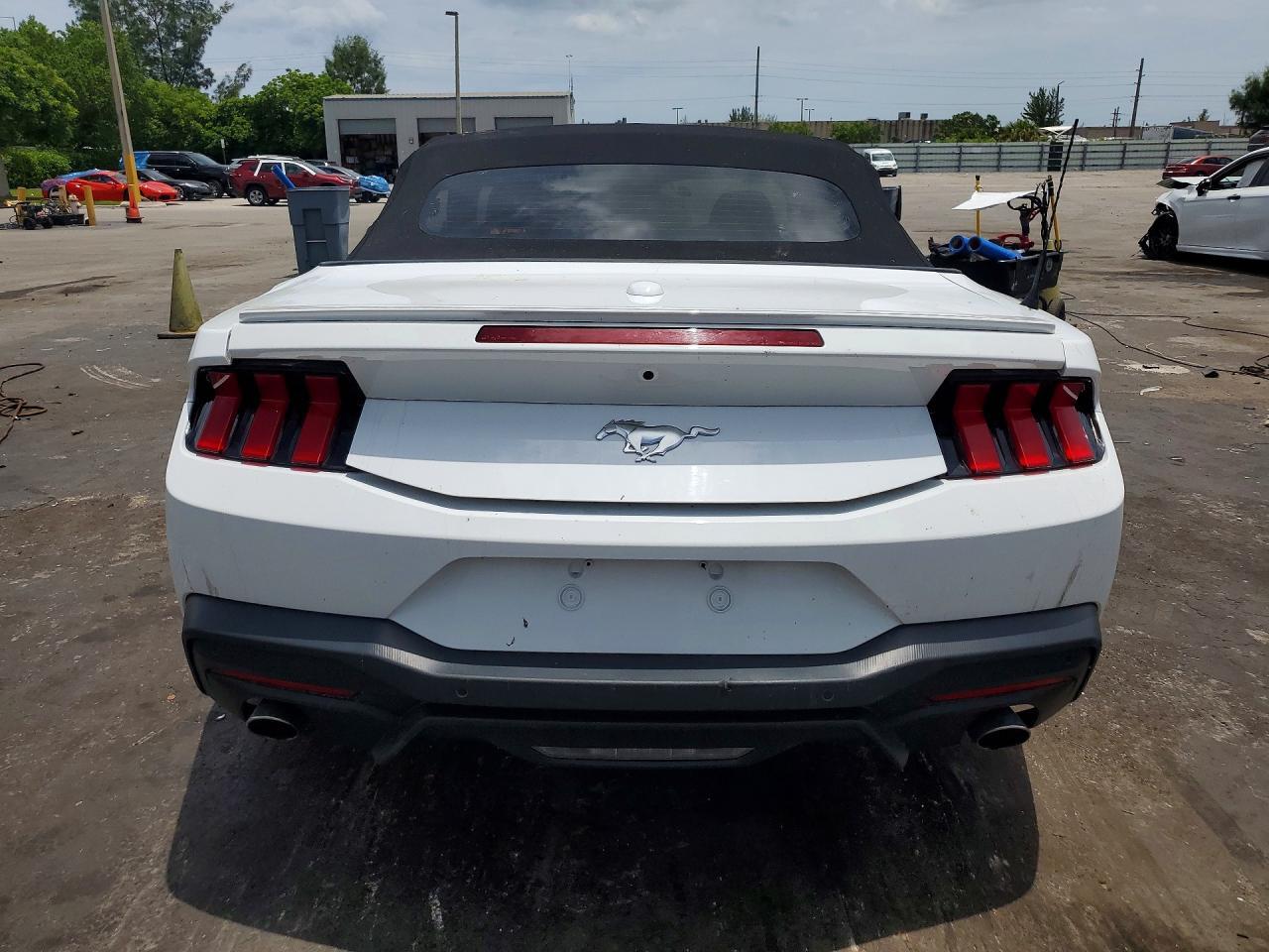2024 Ford Must - Image 6