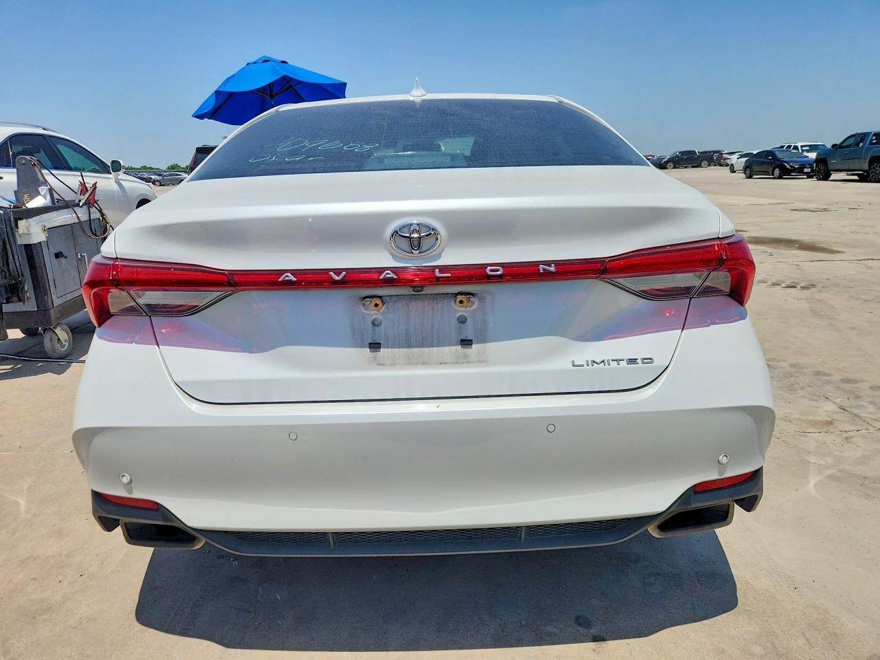 2019 Toyota Avalon Limited - Фото 6