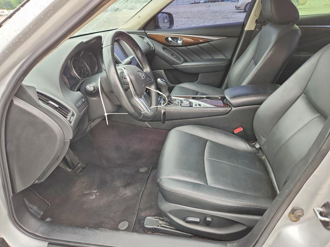 2019 Infiniti Q50 3.0T Luxe - Image 7