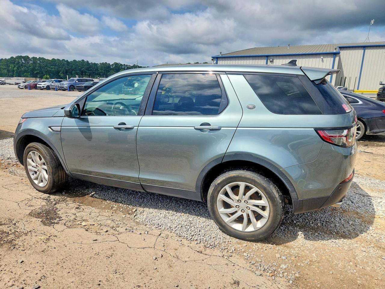 2016 Land Rover Discovery Sport Hse - Image 2