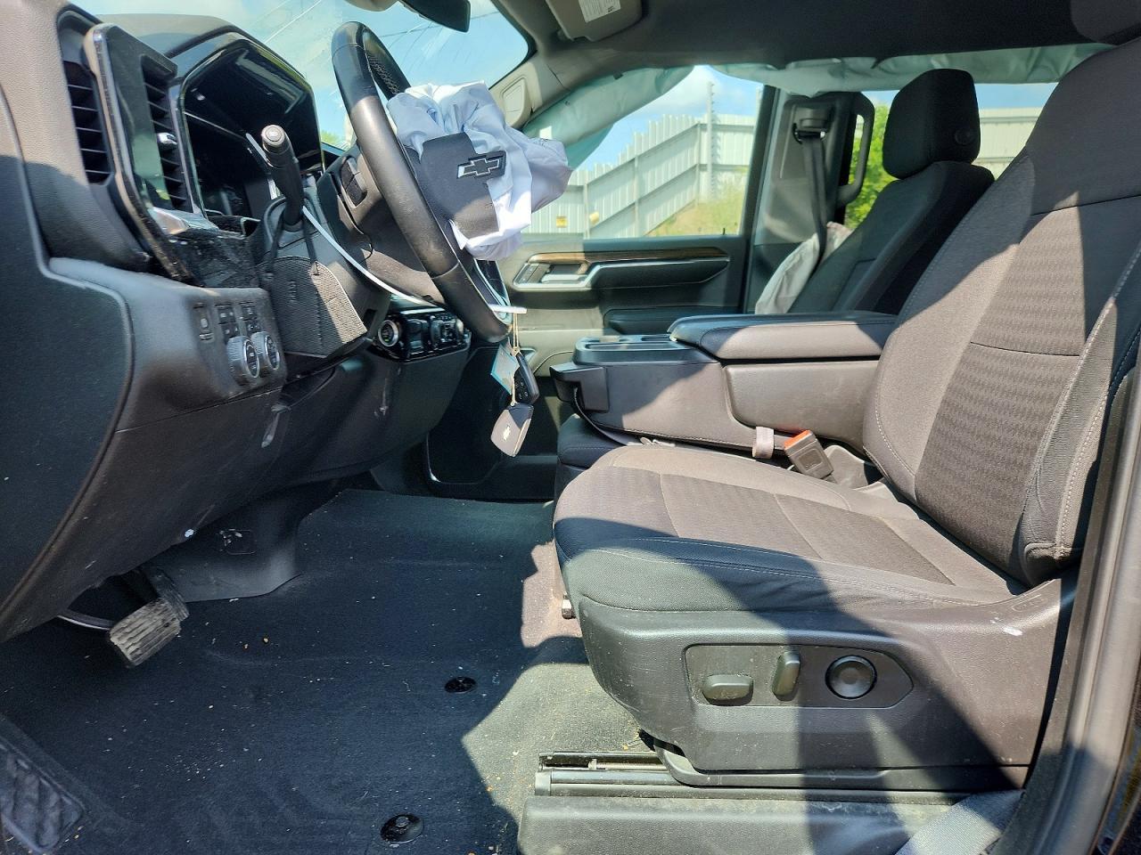 2023 Chevrolet Silverado K1500 Rst - Image 7