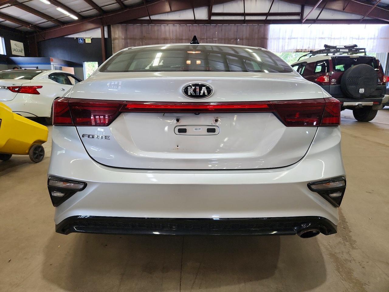 2019 Kia Forte Lxs - Фото 6