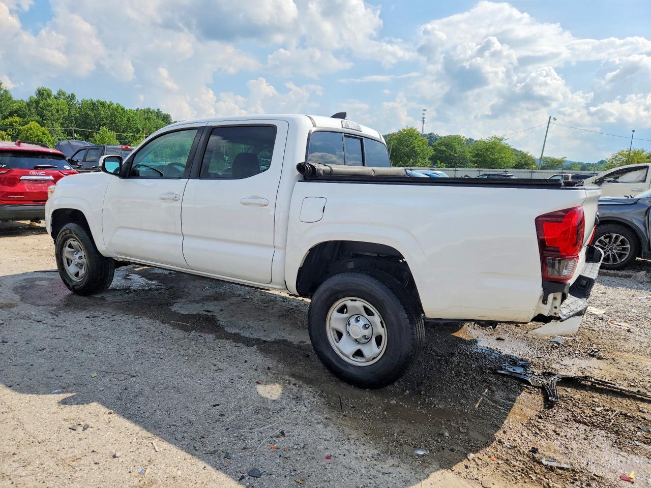 2021 Toyota Tacoma Sr - Фото 2