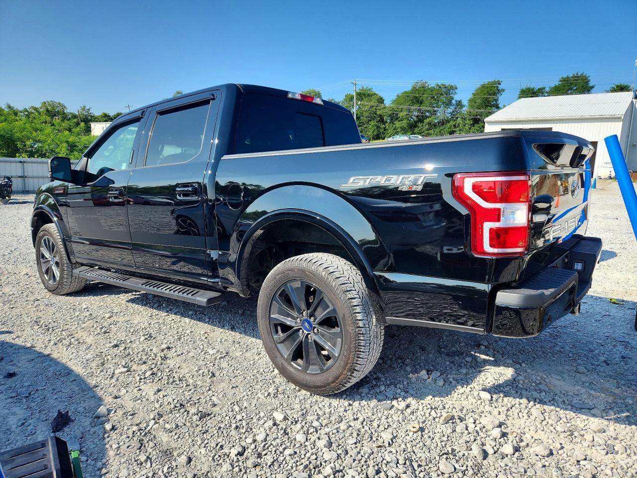 2018 Ford F150 Supercrew - Фото 2