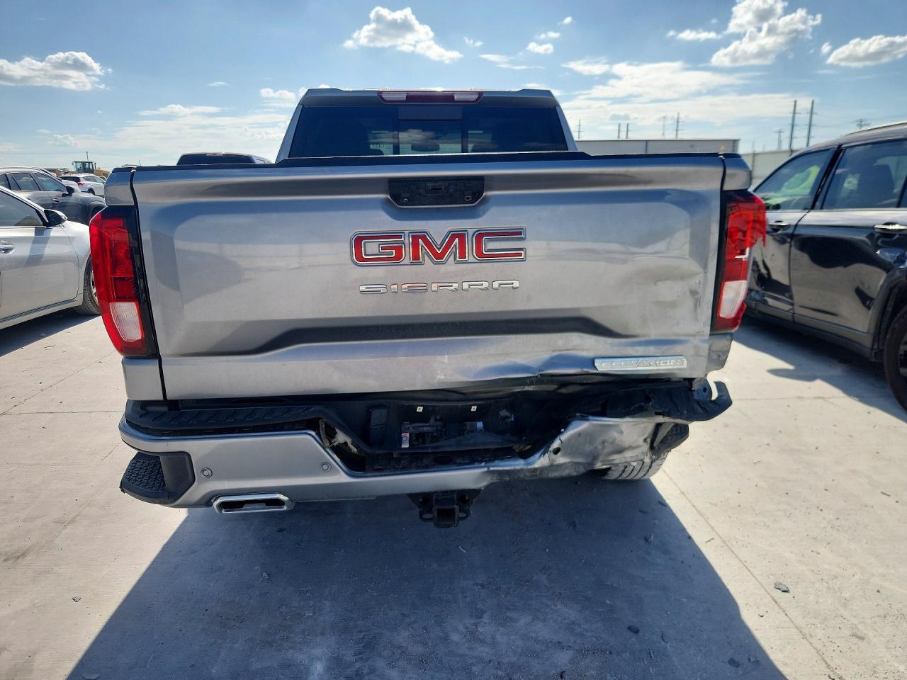 2024 GMC Sierra K1500 Elevation - Фото 6