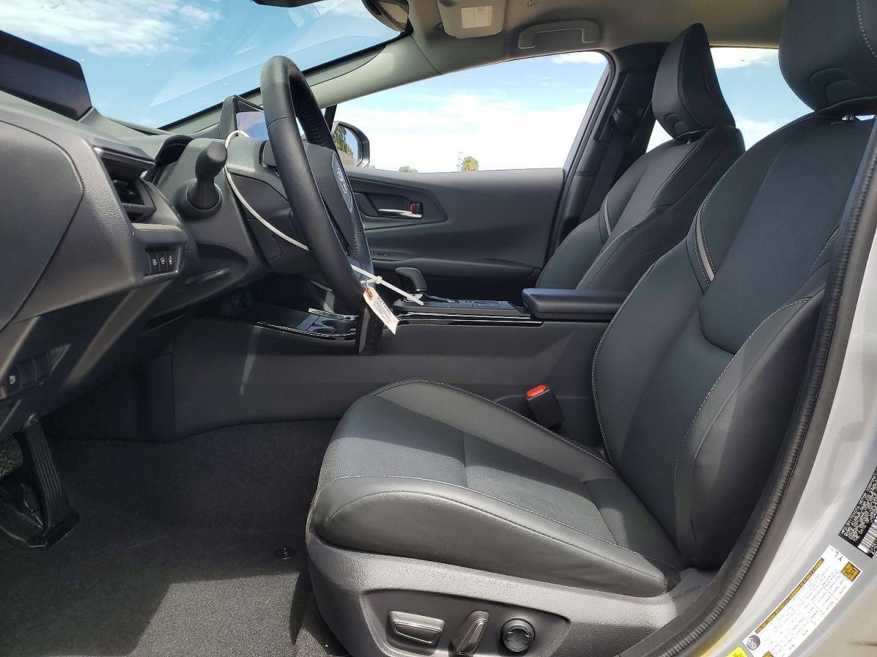 2025 Toyota Prius Xle - Фото 7