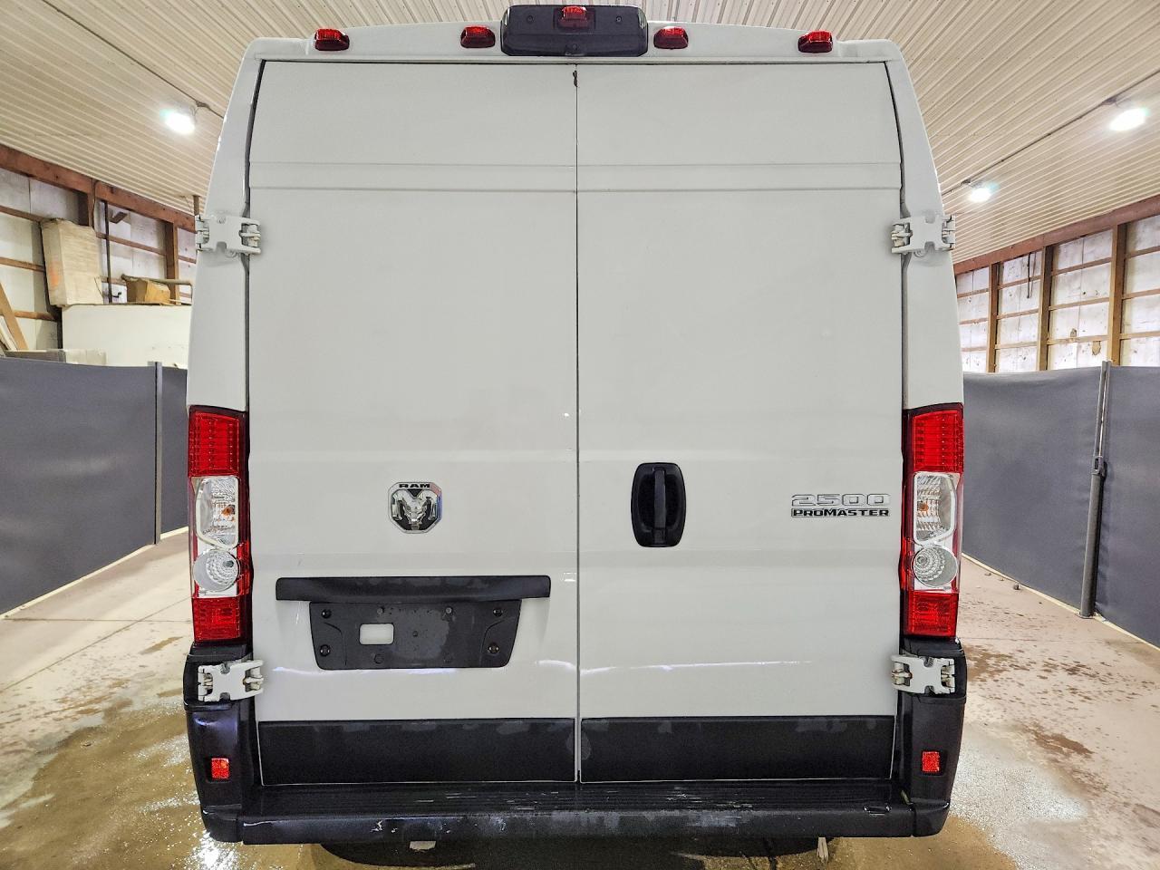 2024 Ram Promaster - Delivery Van - Фото 6