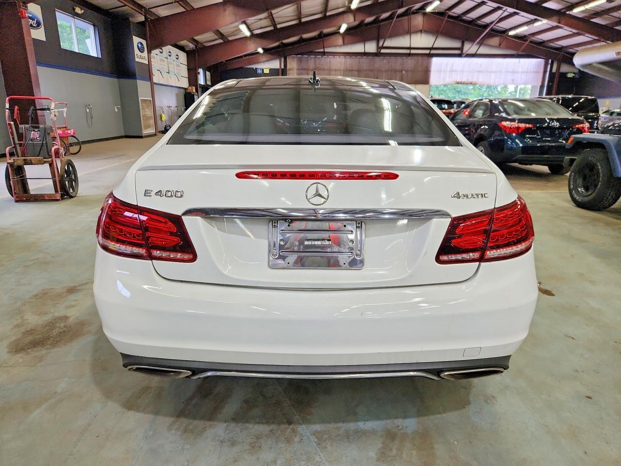 2016 Mercedes-Benz E 400 4Matic - Image 6