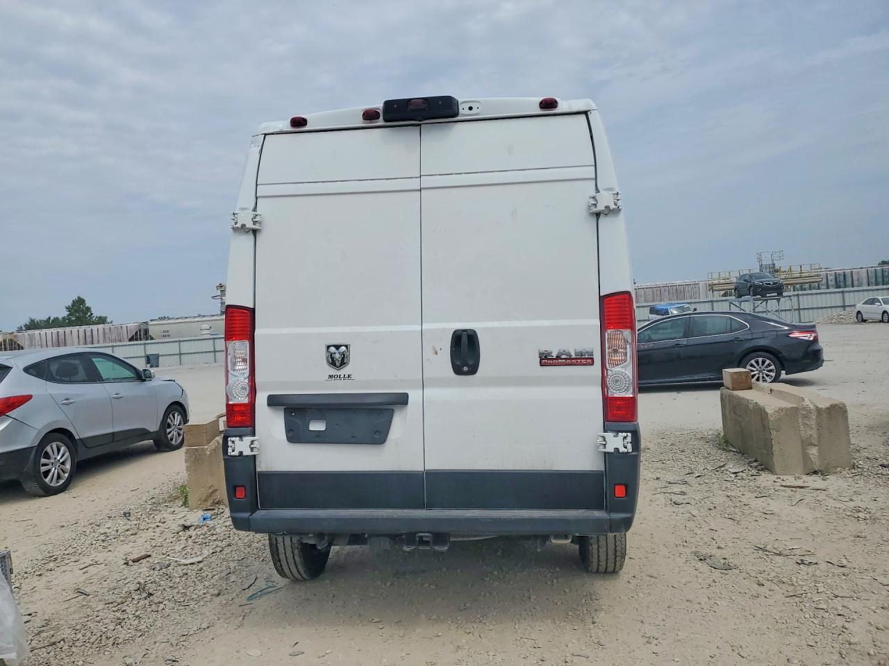 2021 Dodge Promaster Cargo Van - Image 6