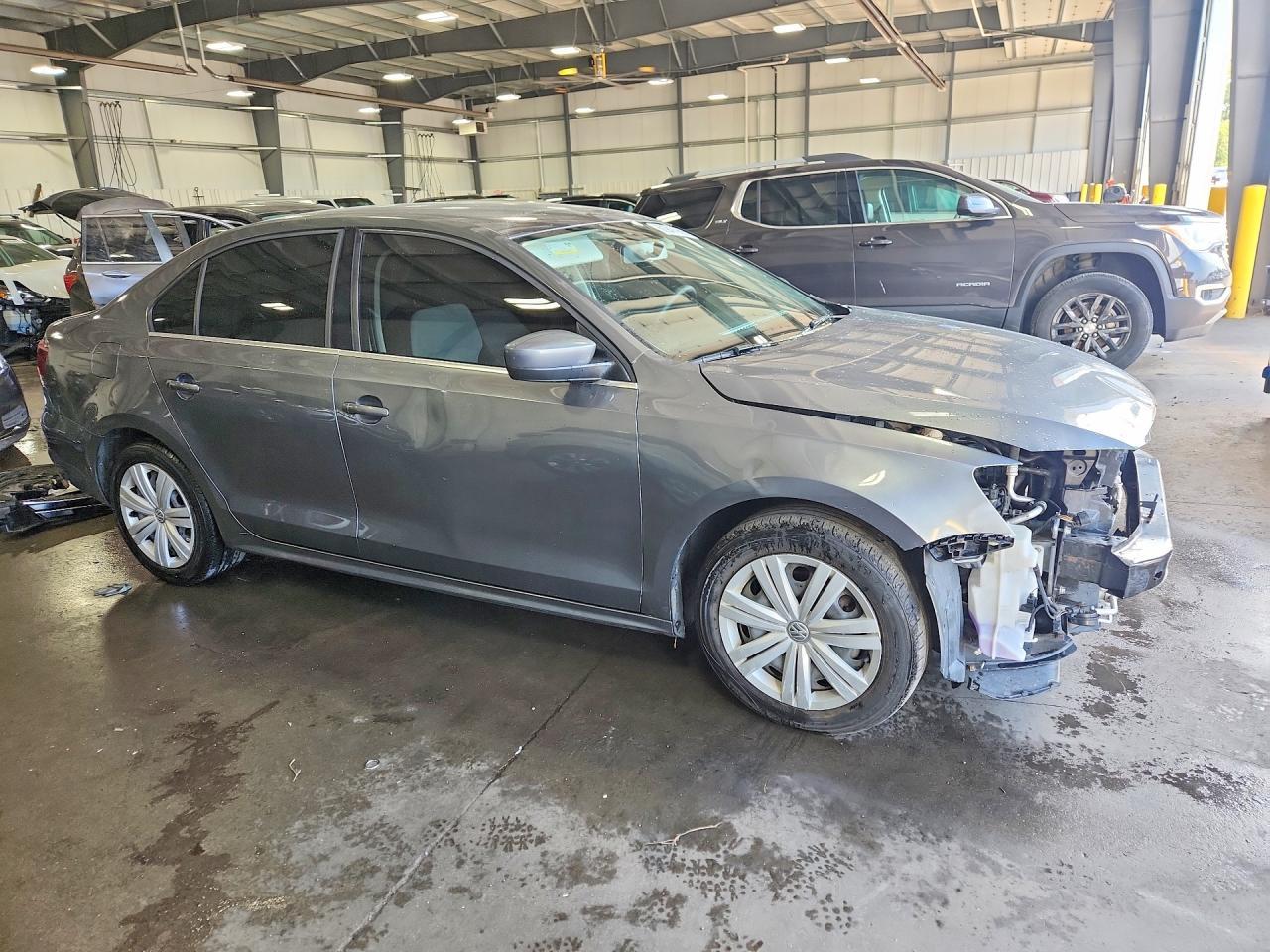2017 Volkswagen Jetta S - Фото 4