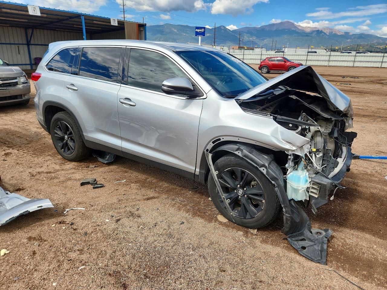 2019 Toyota Highlander Le - Image 4