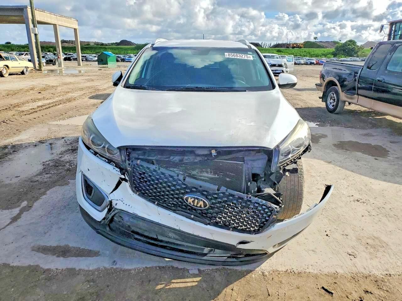 2017 Kia Sorento Lx - Image 5
