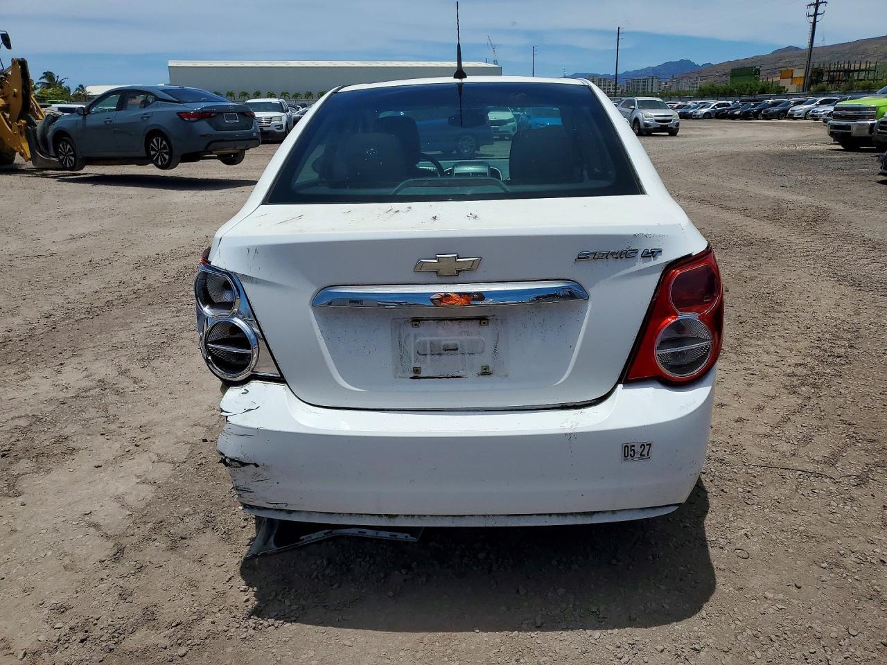 2013 Chevrolet Sonic - Фото 6