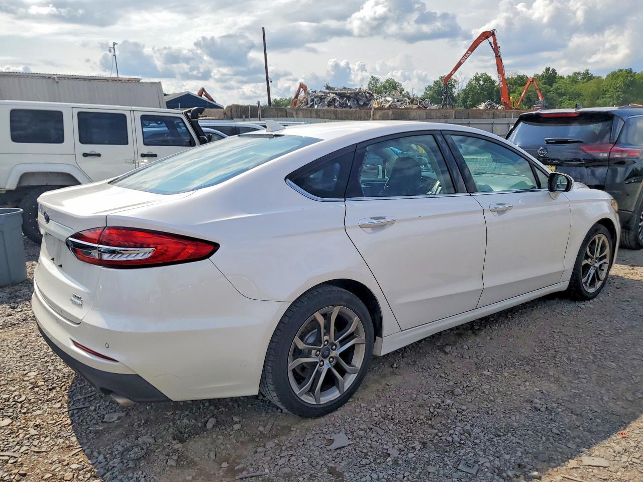 2020 Ford Fusion - Фото 3