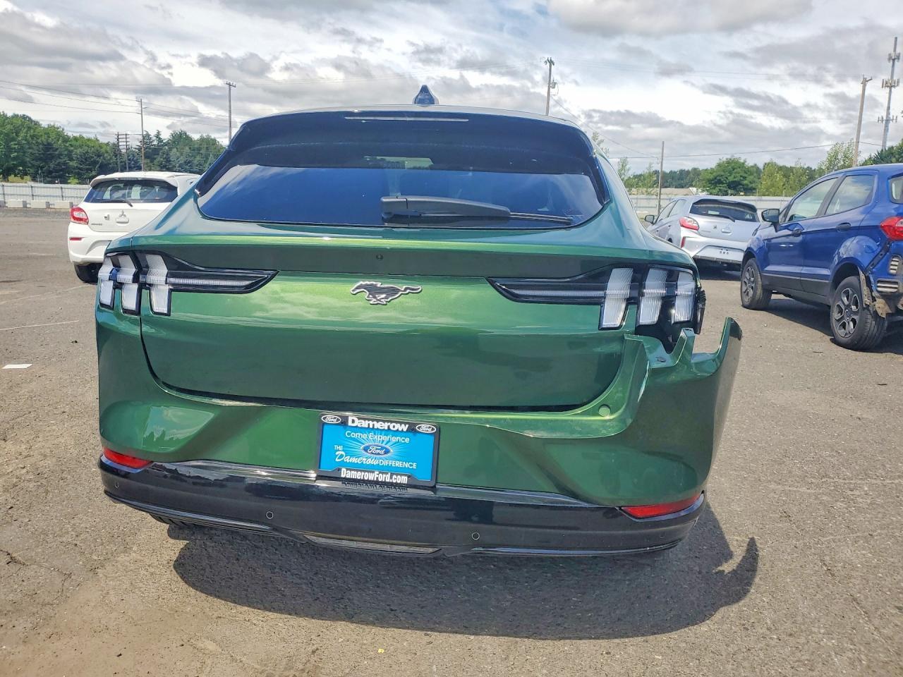 2026 Ford Mustang Mach-E Premium - Фото 6