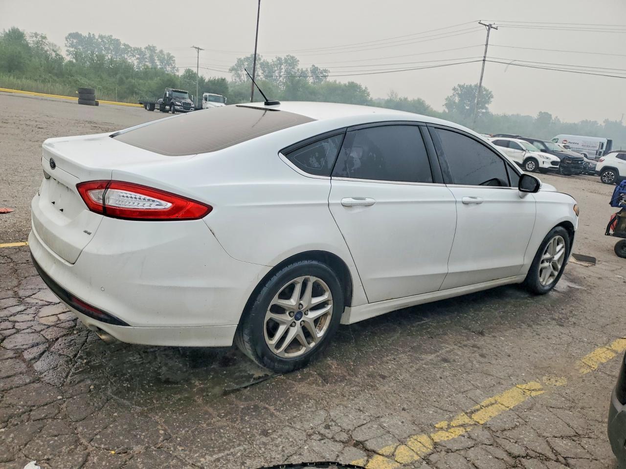 2016 Ford Fusion Se - Фото 3