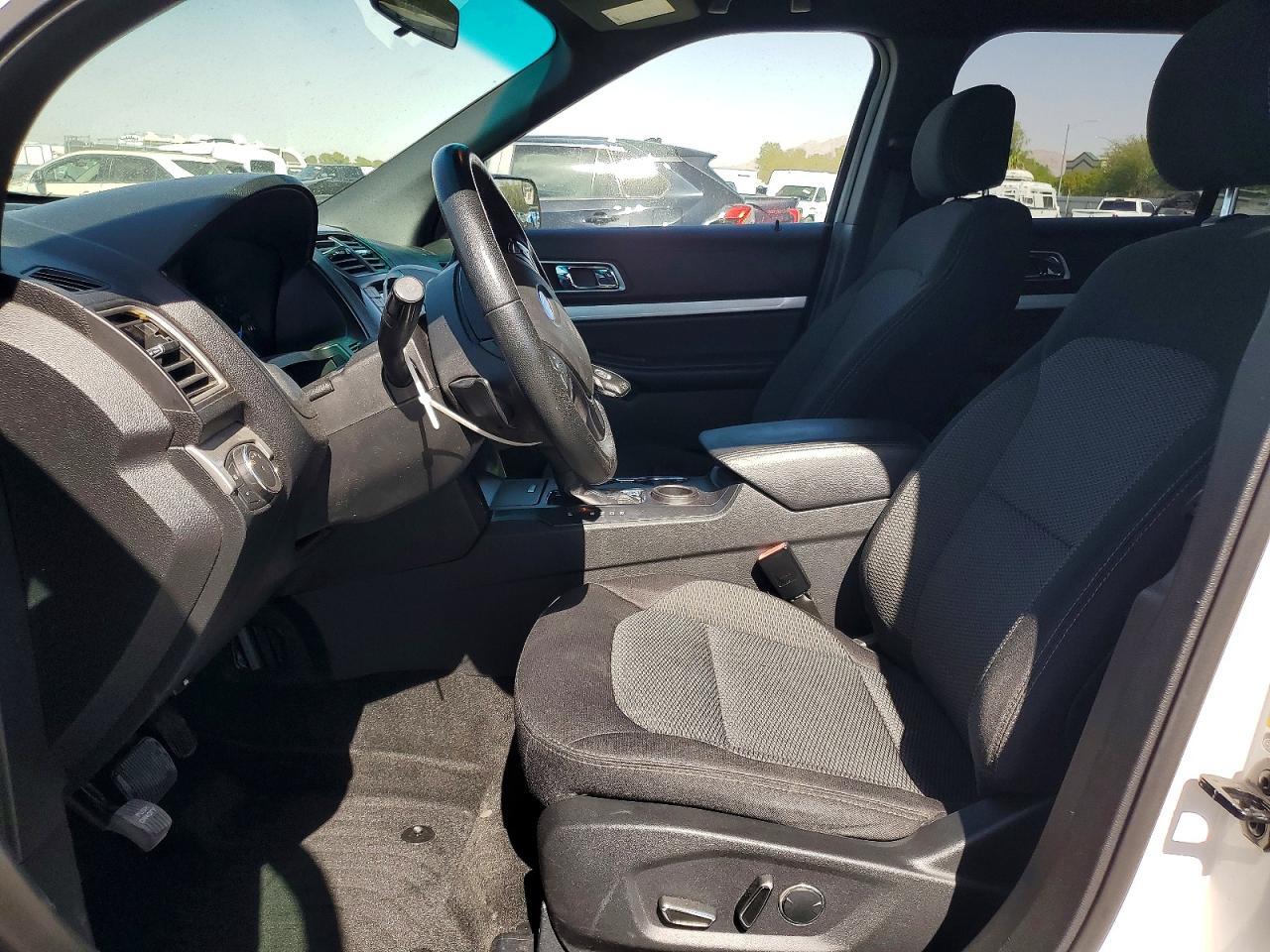 2017 Ford Explorer Xlt - Фото 7
