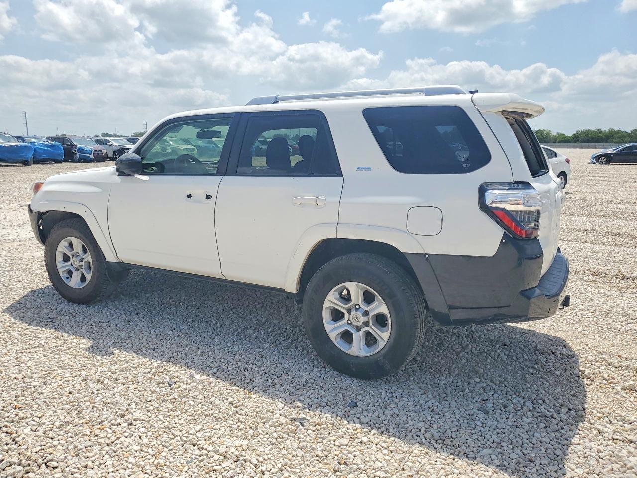 2017 Toyota 4Runner Sr5 Premium - Фото 2