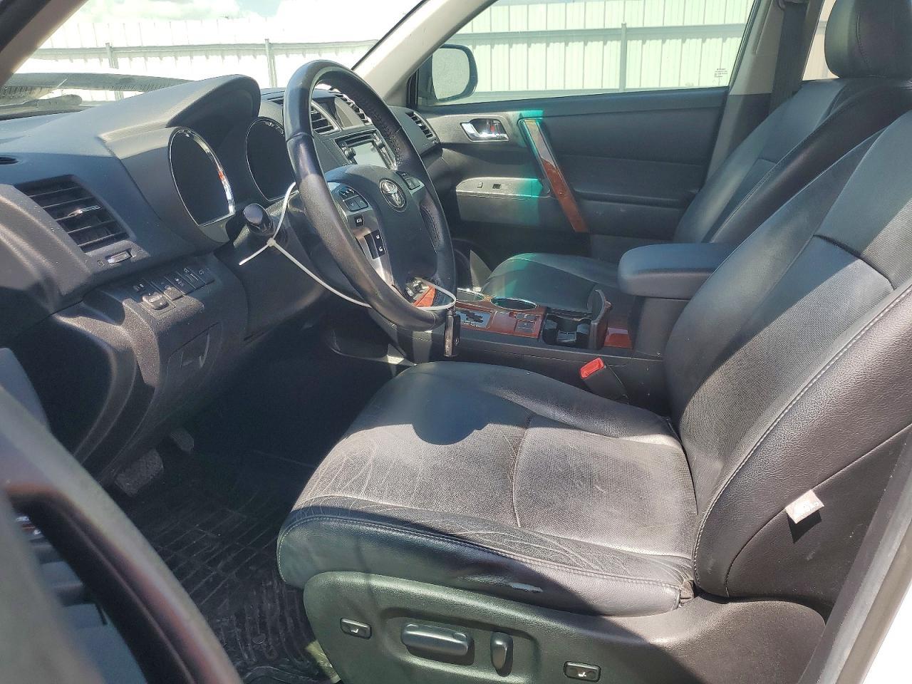 2013 Toyota Highlander Limited - Image 7