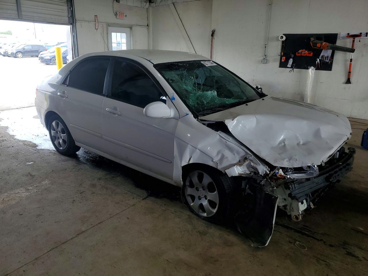 2007 Kia Spectra Lx - Image 4