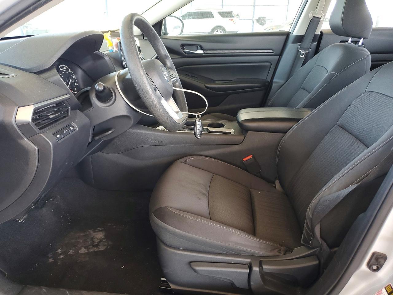 2021 Nissan Altima - Image 7