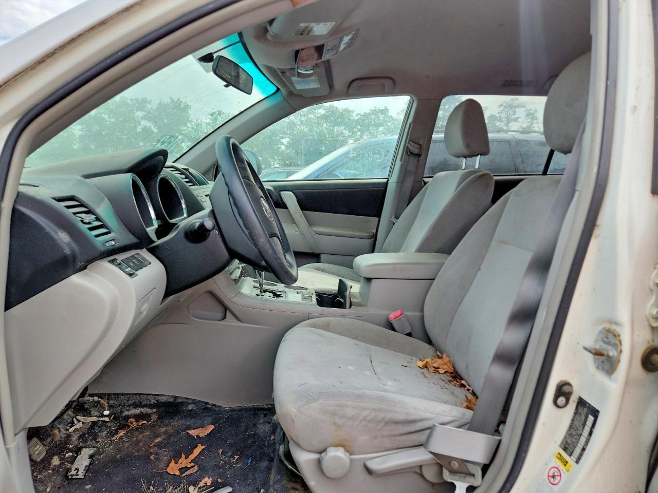 2012 Toyota Highlander Base - Image 7