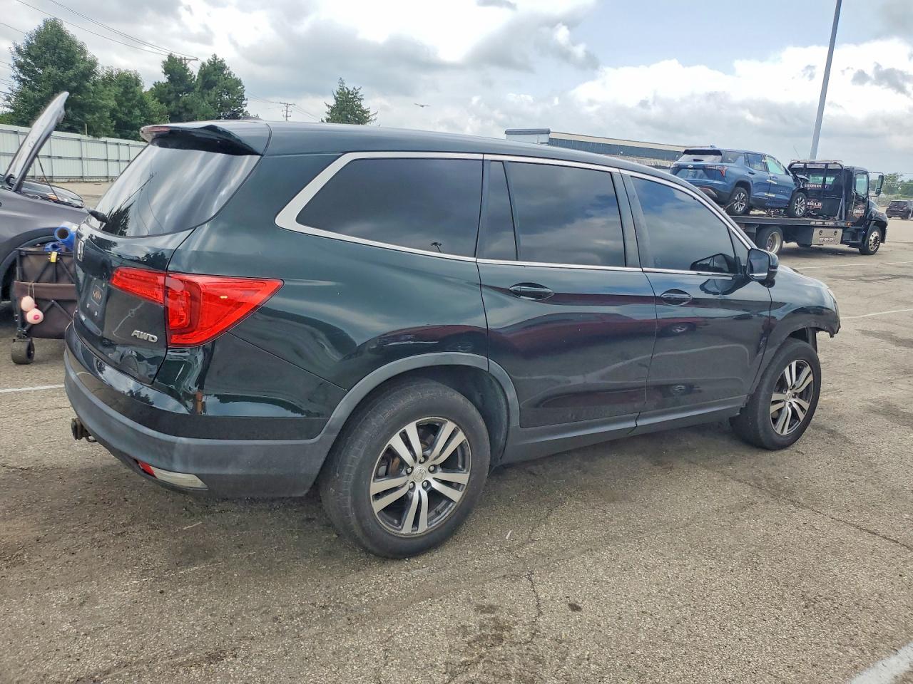 2016 Honda Pilot Ex - Image 3