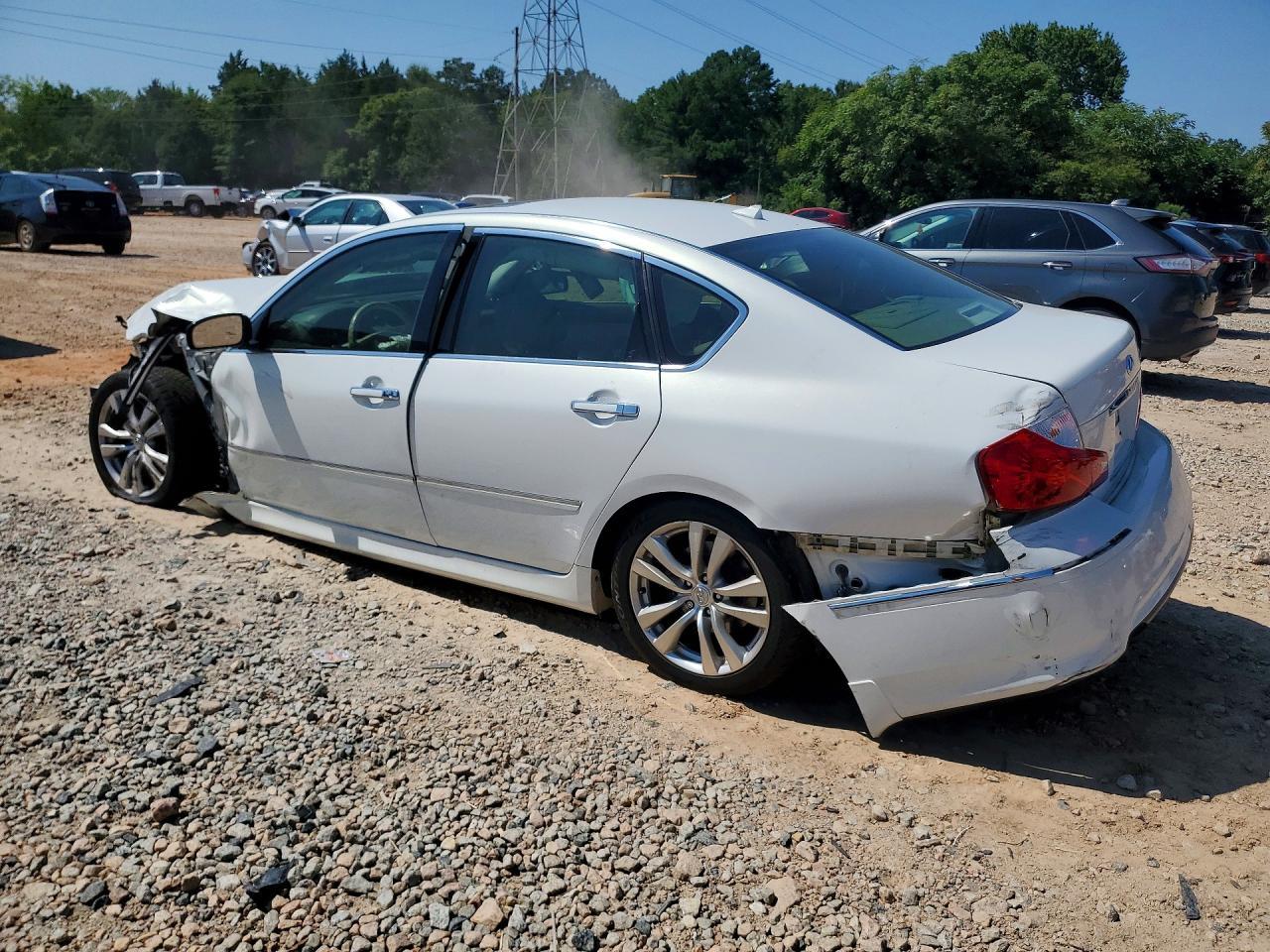2010 Infiniti M35 Base - Фото 2
