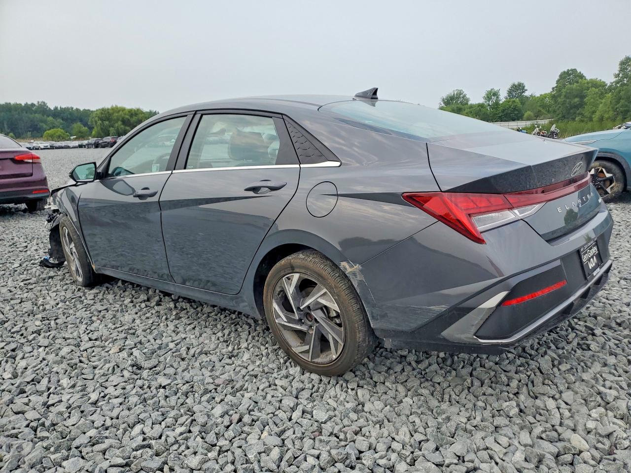 2025 Hyundai Elantra Limited - Image 2