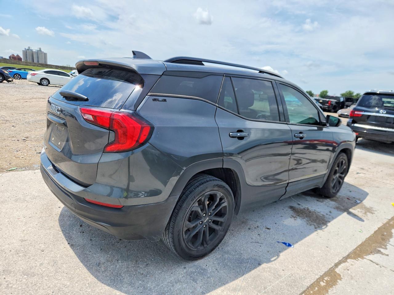 2020 GMC Terrain Sle - Фото 3