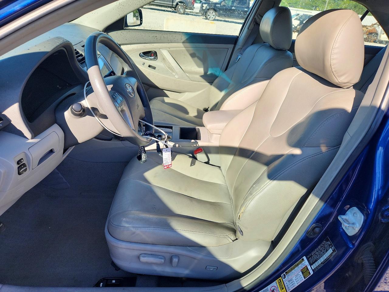 2009 Toyota Camry Le - Фото 7