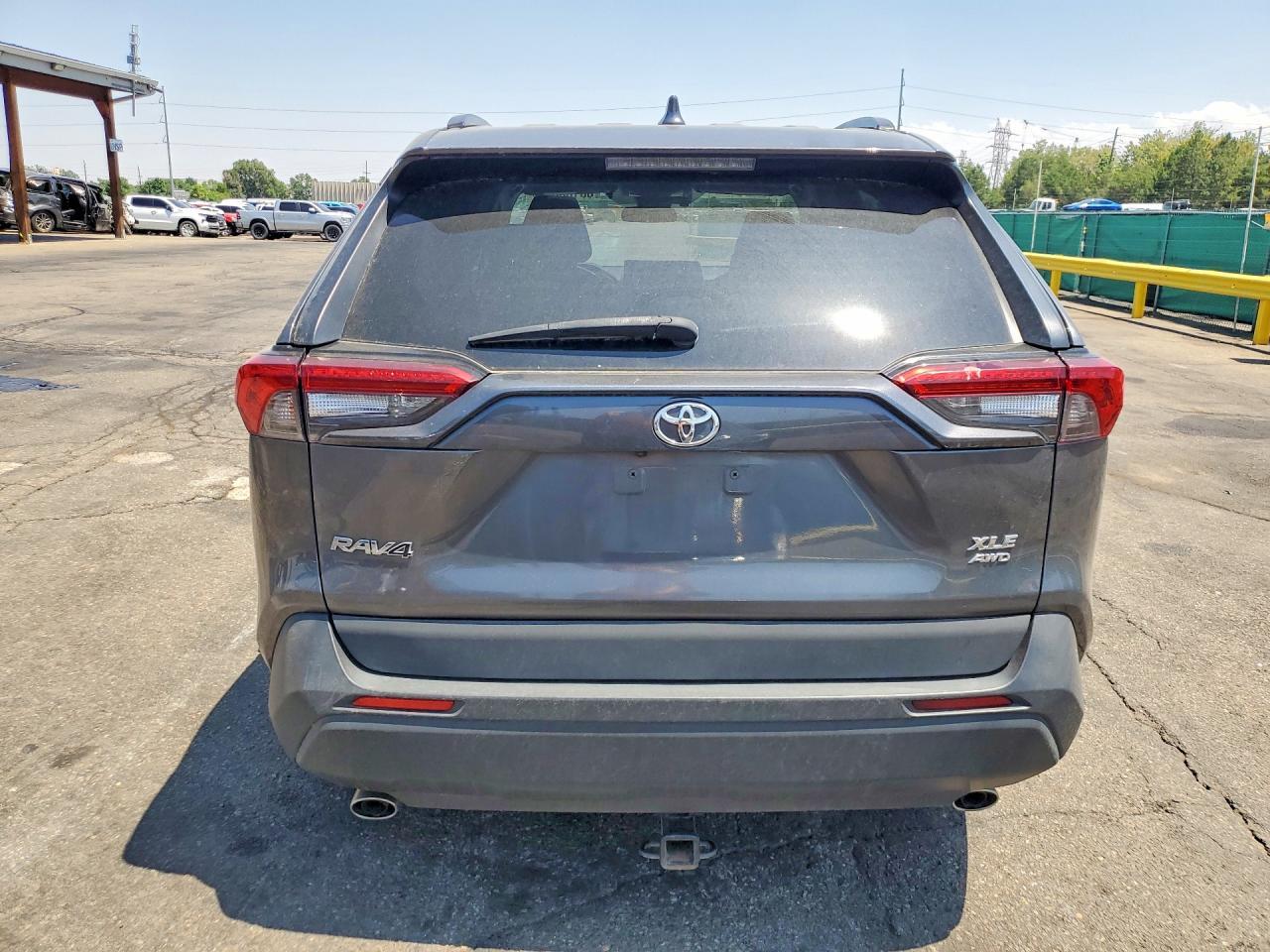 2021 Toyota Rav4 Xle - Фото 6
