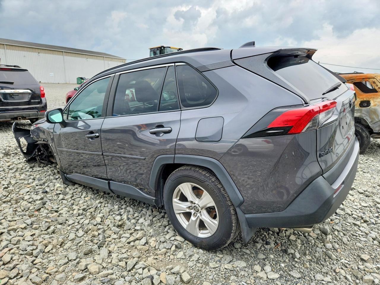 2021 Toyota Rav4 Xle - Фото 2