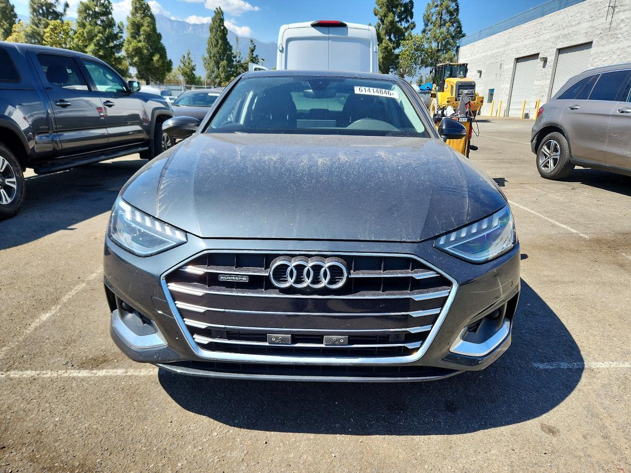 2021 Audi A4 Premium Plus 40 - Фото 5
