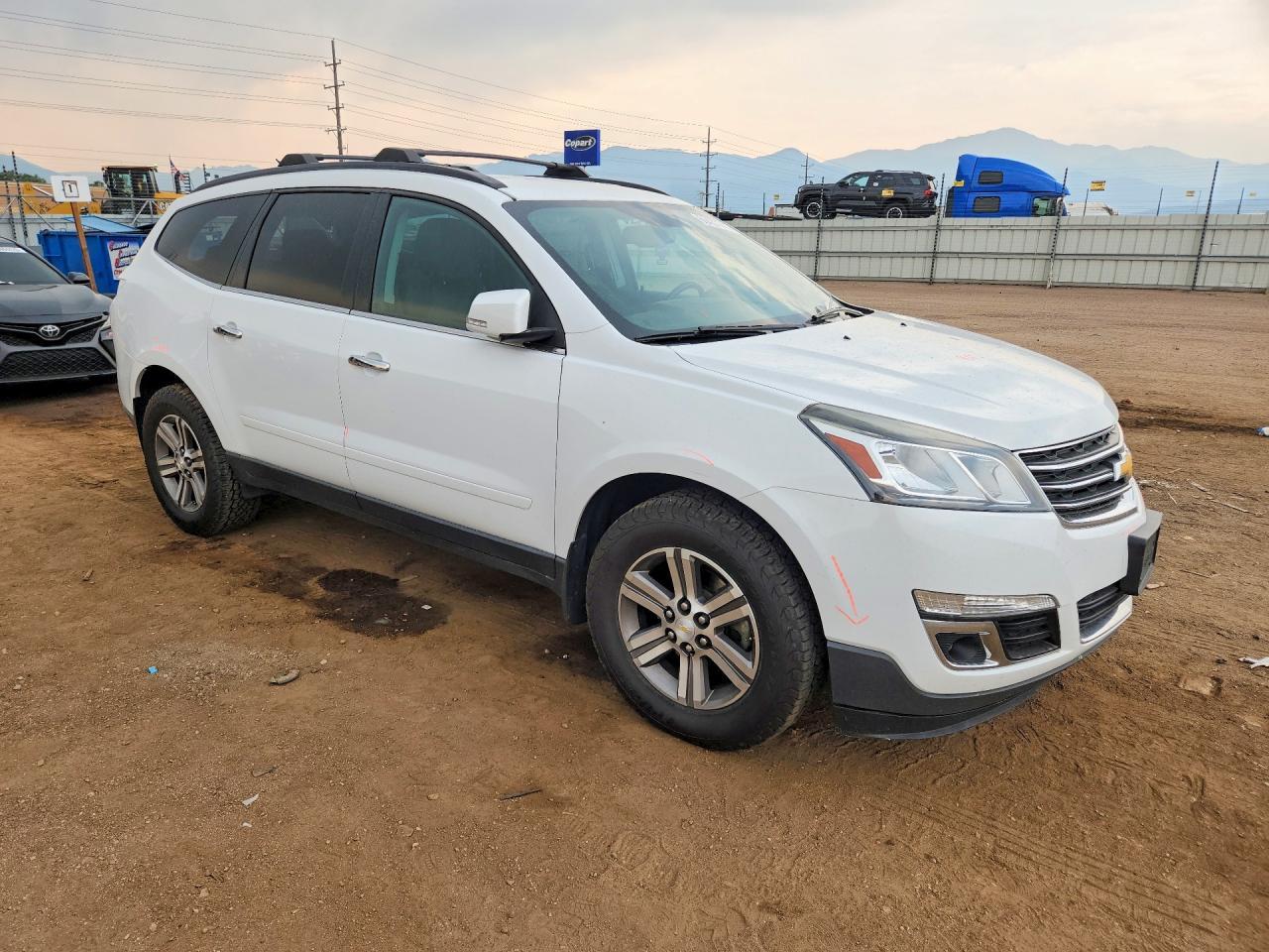 2016 Chevrolet Traverse Lt - Фото 4